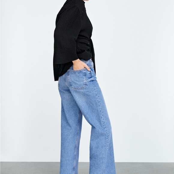 NWT ZARA KNOTTED DRAPED TOP - Picture 3 of 9